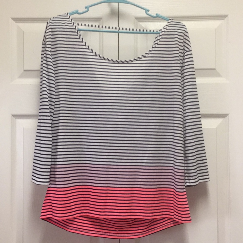 American eagle 3/4 sleeve size M